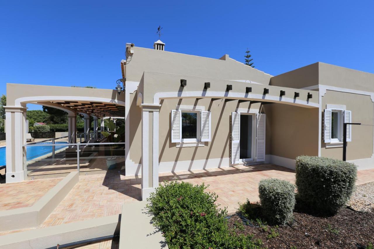 קארבואירו Quinta Do Pinheiro Manso - Holidays Villa - Marinha Beach מראה חיצוני תמונה